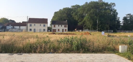 Terrain à bâtir à Quincy-Voisins, Île-de-France